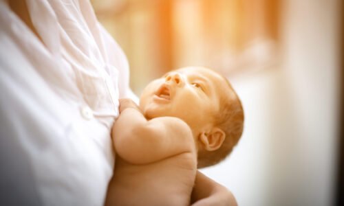 new born, Lovely newborn baby, nouveau né, bébé, naissance, accouchement, mois d'or, quatrième trimestre de grossesse, grossesse naturelle